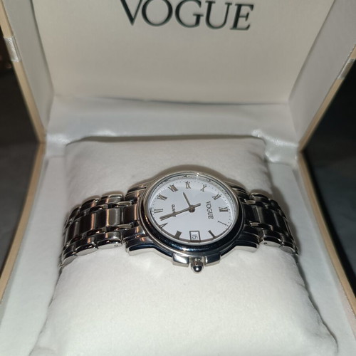 Vogue watch like new