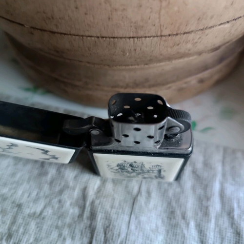 Zippo windproof lighter like new with ship design vintage