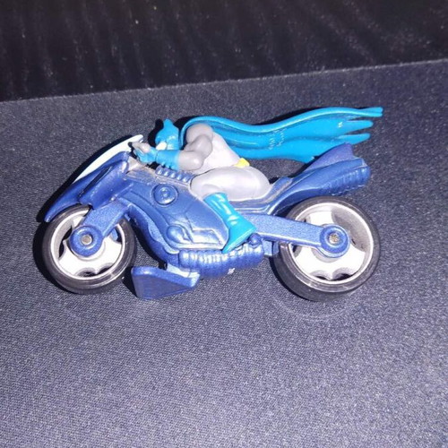 Hot Wheels Bat Cycle used
