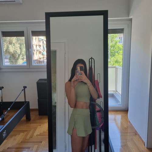 Summer set with skirt-shorts and matching blouse size XS like new, green