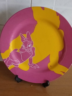 Disney collectible plate new, decorative or for use