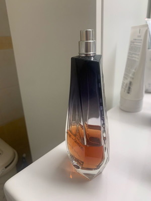Άρωμα Givency Ange ou Démon tester 100ml