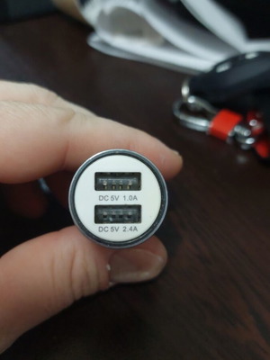 Mobile chargers for car, 2 pieces, like new, fast charging