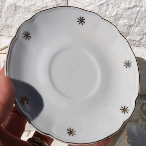 Porcelain coffee cups retro used, set of 4 cups and 3 saucers, Czechoslovakia