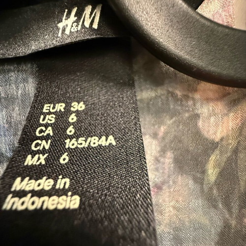 H&M shirt black with floral pattern like new
