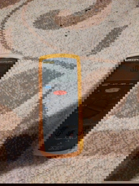 Fluke 1507 δοκιμαστής για αντίσταση μόνωσης