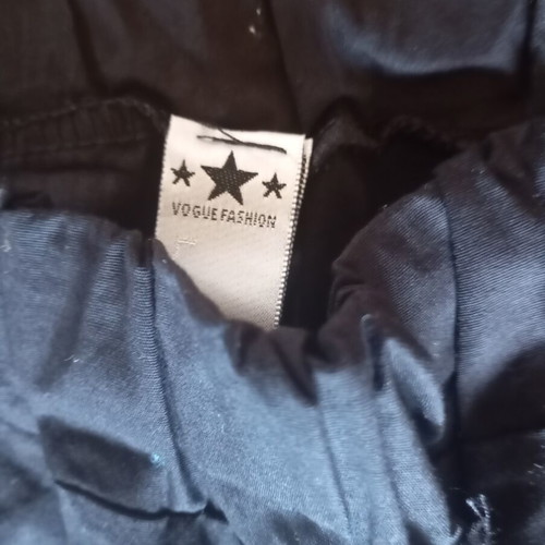 Cropped pants small size, like new, cotton, black