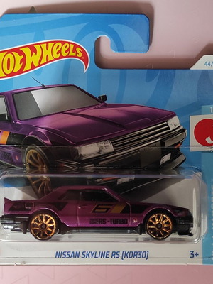 Hotwheels Nissan Skyline RS (KDR30) J-imports new
