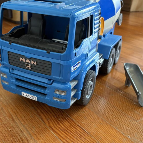 Bruder MAN TGA Cement Mixer Toy like new, scale 1:16