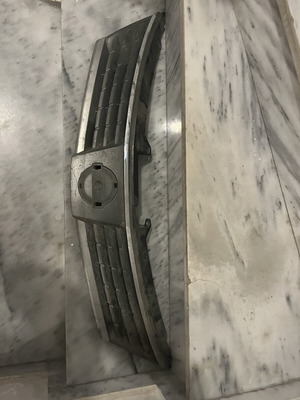 Nissan Tiida grille, rare fully functional spare part