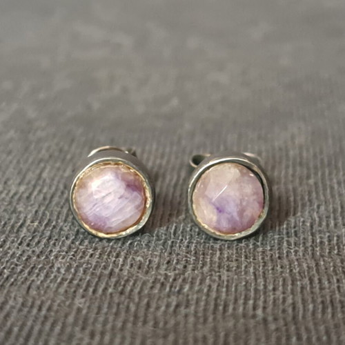 Minimal oxidized silver 925 studs with smoky lilac stone like new