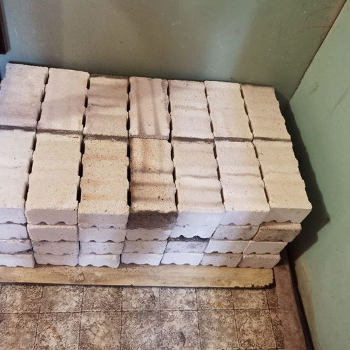Accumulating stove bricks used, set of 56 pieces