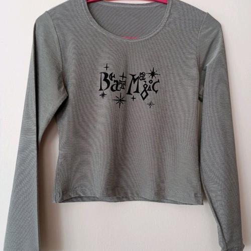 Grey top used with long sleeves in sizes S and M