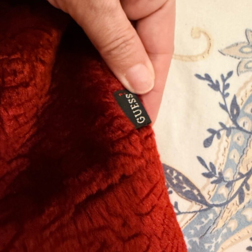 Guess jacket red like new, size M