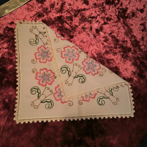 Handmade embroidered needlework with dimensions 38x35 cm