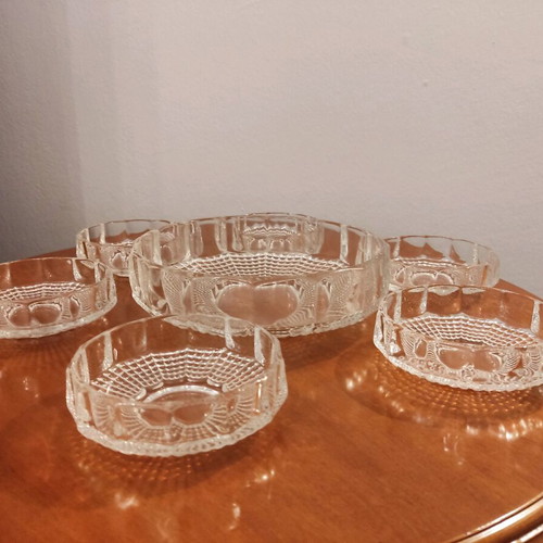 W-Kristal Vintage bowl set of 6 like new