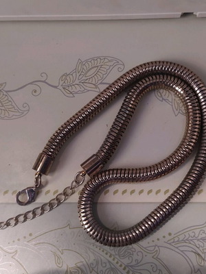Thick necklace chain like new