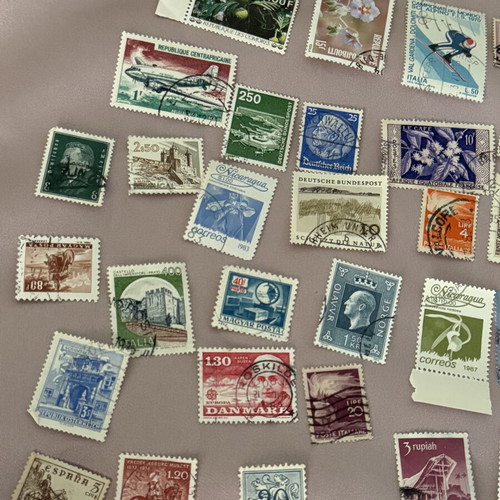 Lot of 6 used stamps from various countries