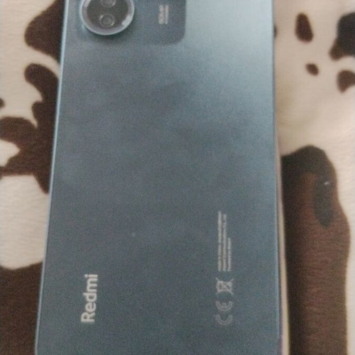 Xiaomi Redmi 13C smartphone used, functional, display replacement needed