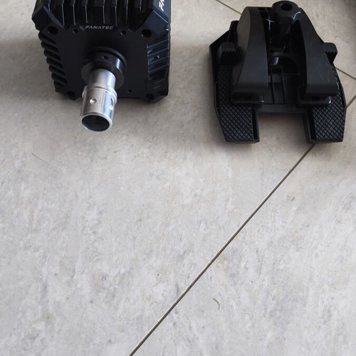 Fanatec CSL DD with Booster Kit 180 8Nm like new