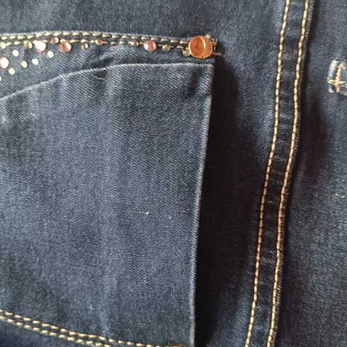 Jeans with rhinestones on pockets like new, blue