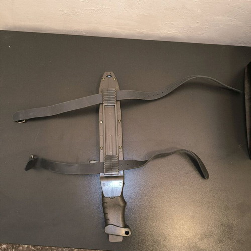 Titanium Diving Knife like new, 15cm blade with sheath