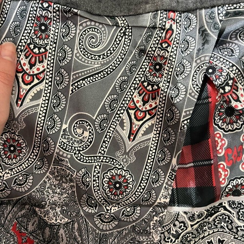 Vintage satin Italian skirt with pattern gray like new