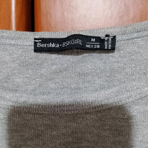 Bershka silver t-shirt like new, size M