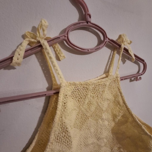 Reserved yellow knitted top with tied straps, like new, size S