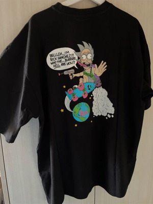 Rick and Morty T-shirt oversized, like new