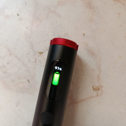 Glo smoking device used with 3 tobacco stick gift
