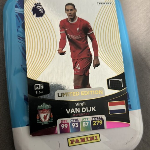 Virgil Van Dijk limited edition card new