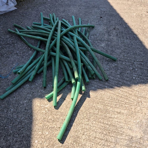 Spiral watering hoses like new, set of 36, 1.20-1.60m length