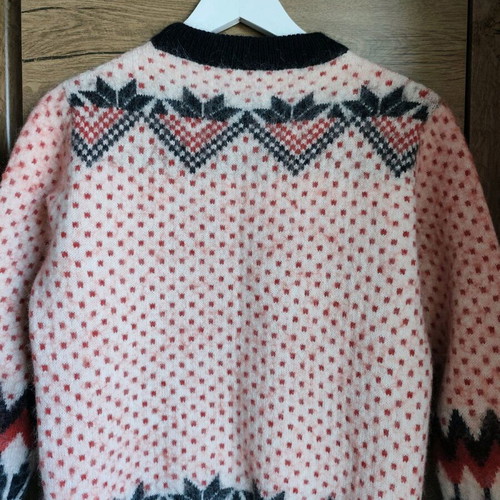 Max Mara sweater collectible like new, multicolor, size S-M