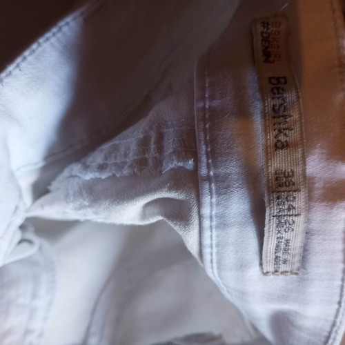 White denim pants Bershka like new, size S