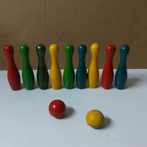 Bowling set used with 9 pins and 2 balls