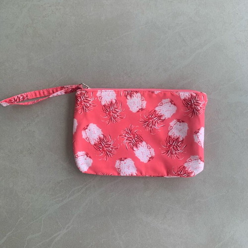 Pretty Me pink pineapple pouch makeup bag like new