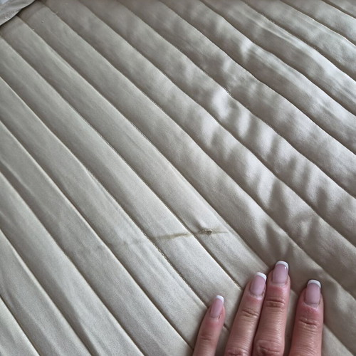 Double-sided bed cover 1.90×2.90 m with decorative pillowcase like new