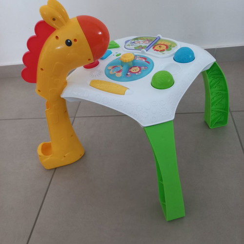 Fisher Price Animal Friends Activity Table like new
