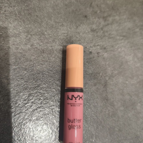 NYX Butter Gloss lip gloss, nude shade