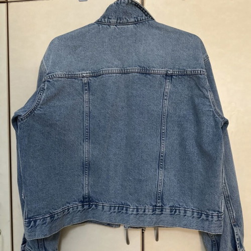 H&M denim jacket like new, size M, blue