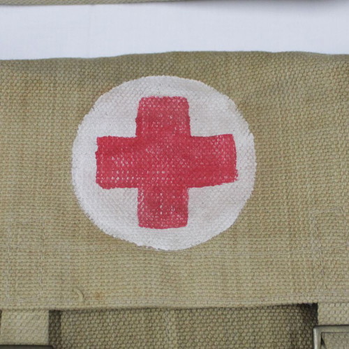 1940 British Army Nurse Bag used 32x32x20 cm