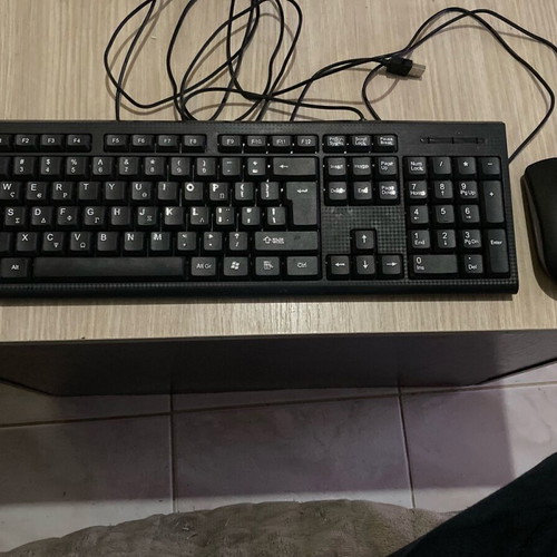 Dell keyboard and mouse set like new
