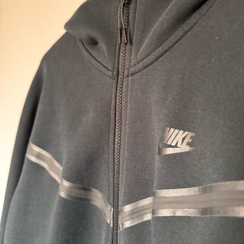 Nike Tech Fleece jacket black men's like new