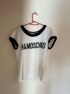 Moschino top like new, white and black, size S
