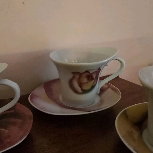 Espresso trimar cups set of 6 like new with saucers