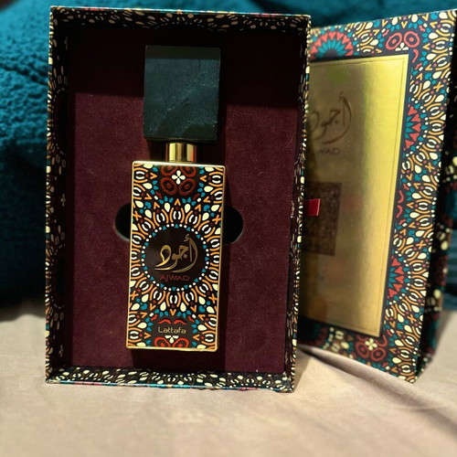 Lattafa Ajwad Eau de Parfum 100 ml nearly unused
