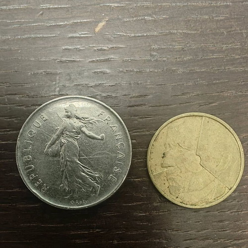 Francs used, pack of 5 francs France 1970 and Belgium 1986