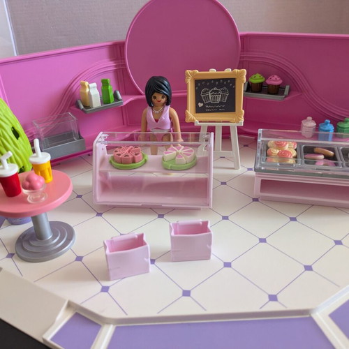 Playmobil City Life Pastry Shop 9080 like new with accessories