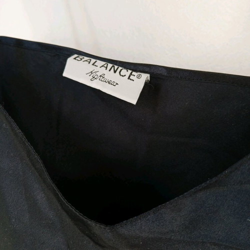 Black satin nightwear like new, size M